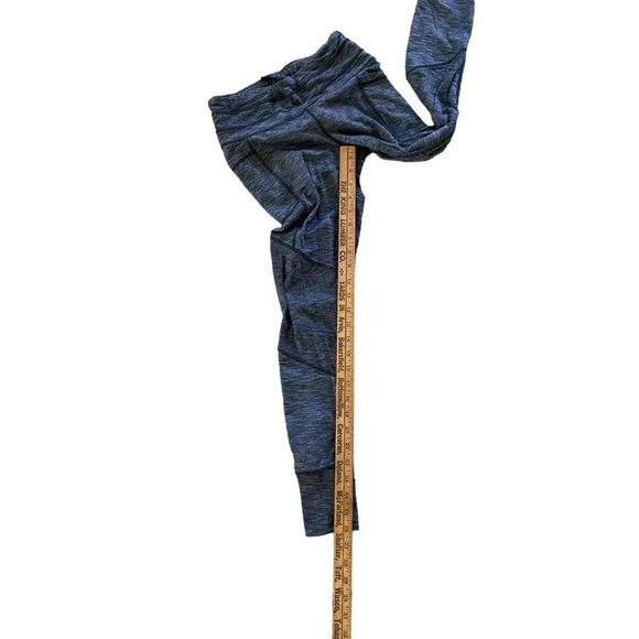 Athleta Women's Heather Gray Excursion Tight Leggings Size Small - Picture 3 of 4